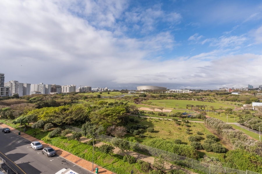 1 Bedroom Property for Sale in Mouille Point Western Cape